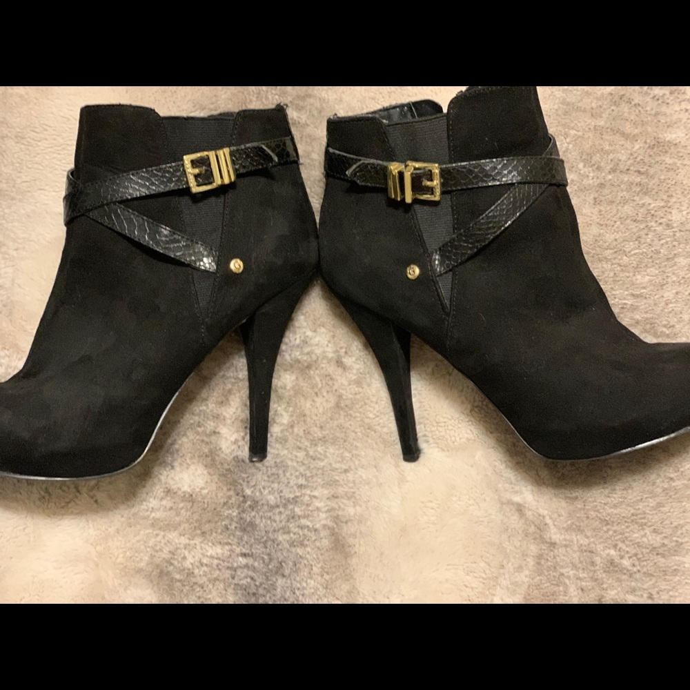 Guess high heeled booties